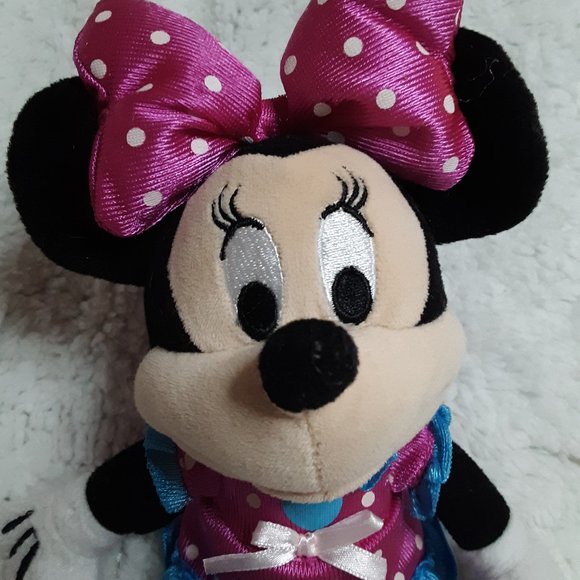 Minnie Mouse stuffie - Picture 5 of 7